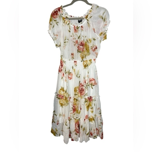 Kate and Lily Women’s Floral Peony Print Short Sleeve Dress Size 12 Tiered - Picture 1 of 10